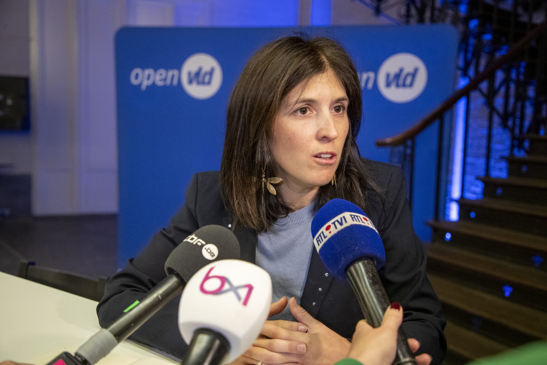 Une francophone nommée secrétaire d’État pour un parti flamand : du surréalisme à la belge