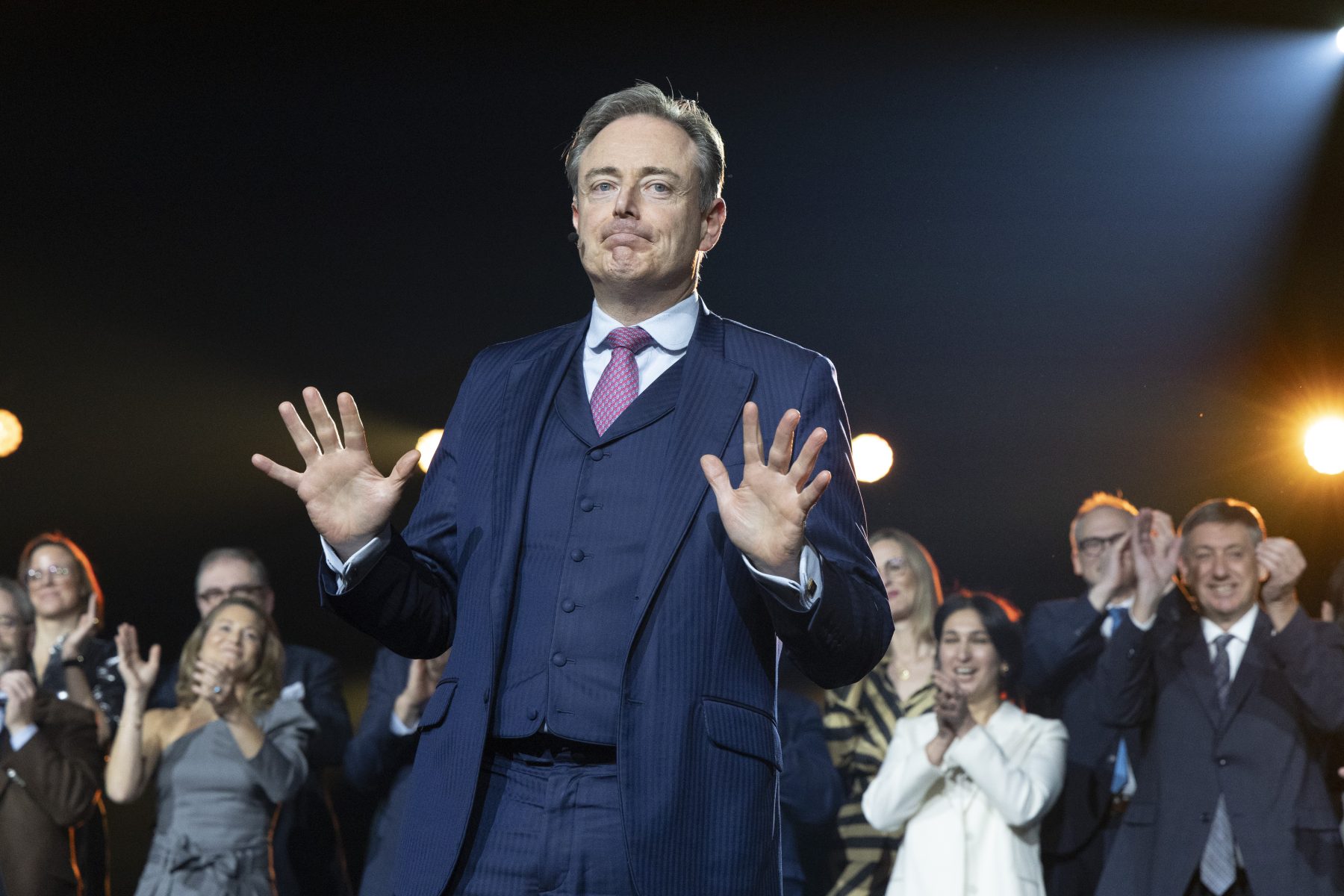 Qui est (vraiment) Bart De Wever? Découvrez l’humain derrière l’élu politique