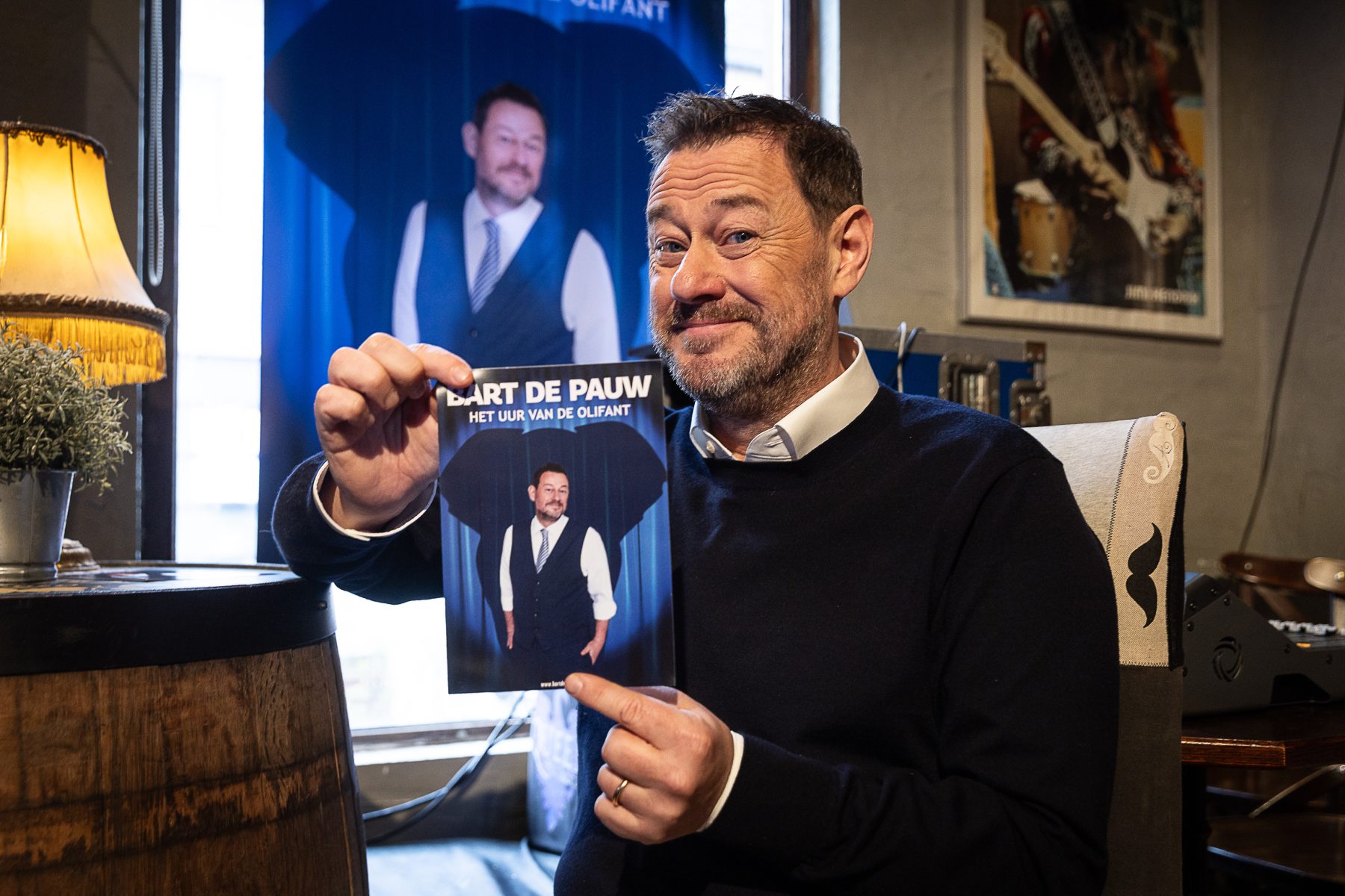 Le come-back de Bart De Pauw, star de la télé flamande condamnée pour harcèlement