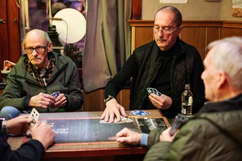 Joueurs de cartes à Tongres (c) Jef Van den Bossche
